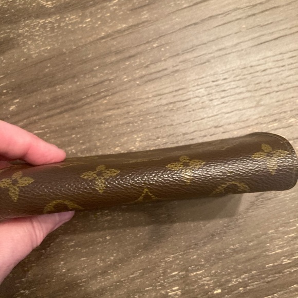 Authentic Louis Vuitton compact monogram wallet - Picture 4 of 14